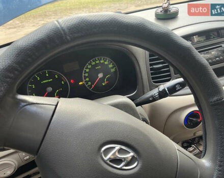 Синий Хендай Акцент, объемом двигателя 1.49 л и пробегом 165 тыс. км за 5500 $, фото 12 на Automoto.ua