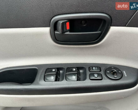 Синий Хендай Акцент, объемом двигателя 1.4 л и пробегом 201 тыс. км за 4100 $, фото 10 на Automoto.ua