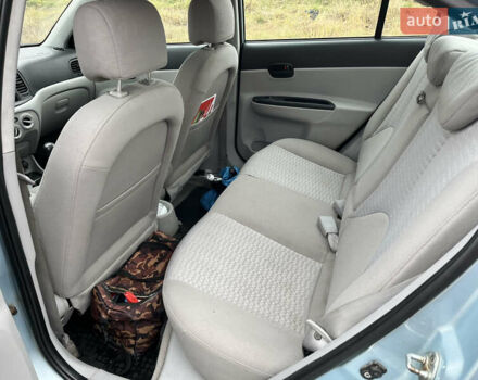 Синий Хендай Акцент, объемом двигателя 1.4 л и пробегом 201 тыс. км за 4100 $, фото 11 на Automoto.ua