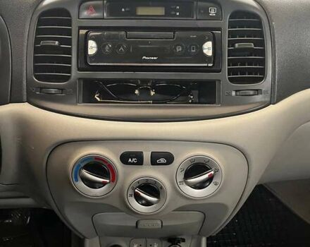 Синий Хендай Акцент, объемом двигателя 1.5 л и пробегом 304 тыс. км за 3650 $, фото 25 на Automoto.ua