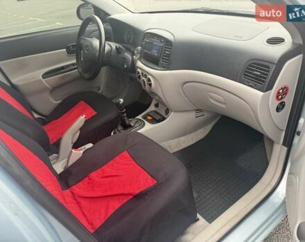 Синій Хендай Акцент, об'ємом двигуна 1.49 л та пробігом 133 тис. км за 5300 $, фото 2 на Automoto.ua