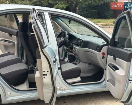 Синій Хендай Акцент, об'ємом двигуна 1.4 л та пробігом 201 тис. км за 5999 $, фото 51 на Automoto.ua