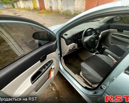Синий Хендай Акцент, объемом двигателя 1.4 л и пробегом 127 тыс. км за 5400 $, фото 7 на Automoto.ua