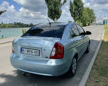 Синий Хендай Акцент, объемом двигателя 1.6 л и пробегом 237 тыс. км за 5200 $, фото 3 на Automoto.ua