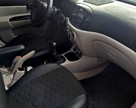 Синій Хендай Акцент, об'ємом двигуна 1.4 л та пробігом 163 тис. км за 4700 $, фото 7 на Automoto.ua