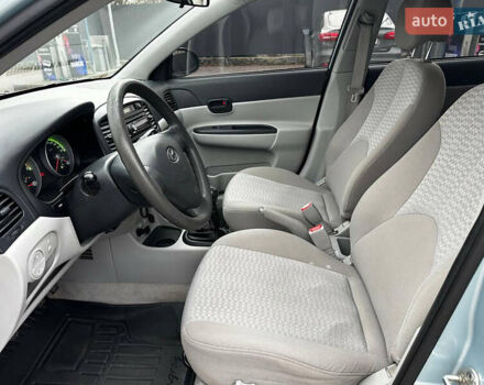 Синій Хендай Акцент, об'ємом двигуна 1.4 л та пробігом 102 тис. км за 4999 $, фото 8 на Automoto.ua