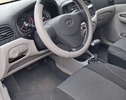 Синий Хендай Акцент, объемом двигателя 1.4 л и пробегом 56 тыс. км за 7700 $, фото 3 на Automoto.ua