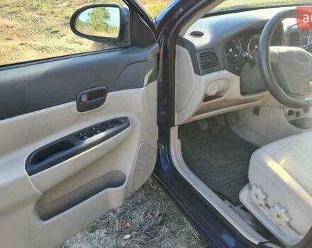 Синій Хендай Акцент, об'ємом двигуна 1.4 л та пробігом 269 тис. км за 4500 $, фото 12 на Automoto.ua