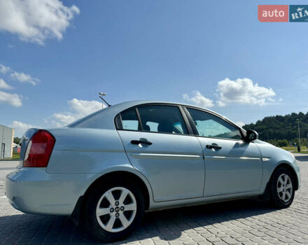 Синій Хендай Акцент, об'ємом двигуна 1.4 л та пробігом 168 тис. км за 4600 $, фото 3 на Automoto.ua