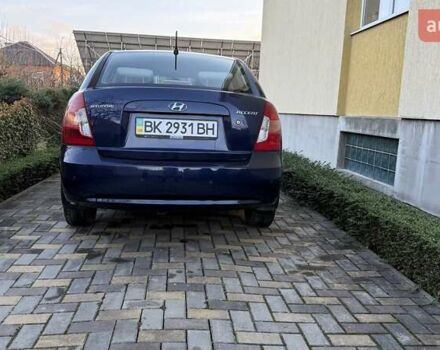 Синий Хендай Акцент, объемом двигателя 1.4 л и пробегом 130 тыс. км за 5000 $, фото 6 на Automoto.ua