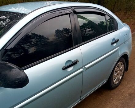 Синий Хендай Акцент, объемом двигателя 1.4 л и пробегом 0 тыс. км за 4400 $, фото 2 на Automoto.ua