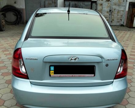 Синий Хендай Акцент, объемом двигателя 1.4 л и пробегом 102 тыс. км за 5200 $, фото 5 на Automoto.ua