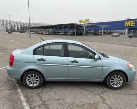 Синий Хендай Акцент, объемом двигателя 1.4 л и пробегом 170 тыс. км за 5300 $, фото 4 на Automoto.ua