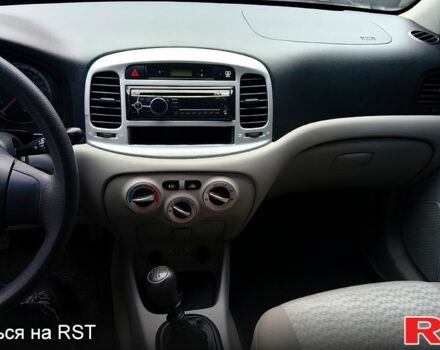 Синій Хендай Акцент, об'ємом двигуна 1.4 л та пробігом 113 тис. км за 2400 $, фото 12 на Automoto.ua