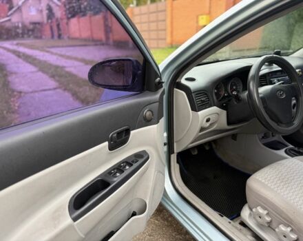 Синій Хендай Акцент, об'ємом двигуна 1.4 л та пробігом 227 тис. км за 3800 $, фото 19 на Automoto.ua
