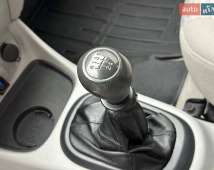 Синій Хендай Акцент, об'ємом двигуна 1.4 л та пробігом 102 тис. км за 4999 $, фото 10 на Automoto.ua