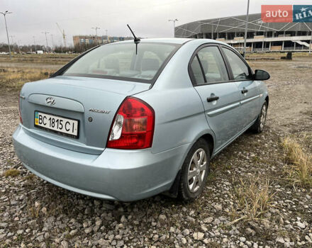 Синий Хендай Акцент, объемом двигателя 1.4 л и пробегом 201 тыс. км за 4100 $, фото 2 на Automoto.ua