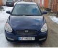 Синий Хендай Акцент, объемом двигателя 1.4 л и пробегом 270 тыс. км за 3750 $, фото 1 на Automoto.ua