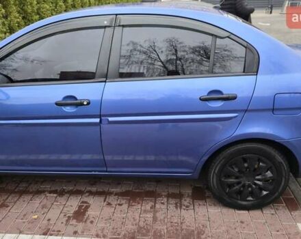 Синий Хендай Акцент, объемом двигателя 1.4 л и пробегом 210 тыс. км за 4000 $, фото 3 на Automoto.ua