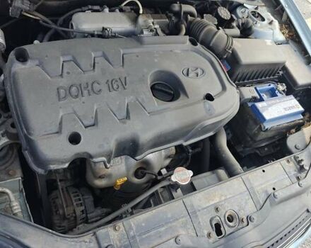 Синий Хендай Акцент, объемом двигателя 1.4 л и пробегом 189 тыс. км за 3800 $, фото 6 на Automoto.ua