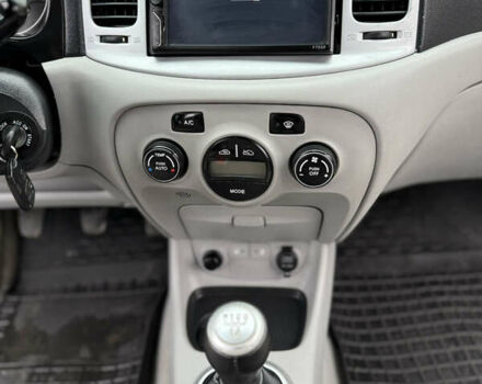 Синій Хендай Акцент, об'ємом двигуна 1.6 л та пробігом 182 тис. км за 4790 $, фото 46 на Automoto.ua