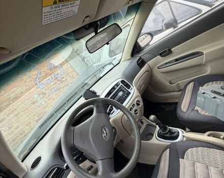 Синий Хендай Акцент, объемом двигателя 1.4 л и пробегом 200 тыс. км за 1500 $, фото 4 на Automoto.ua