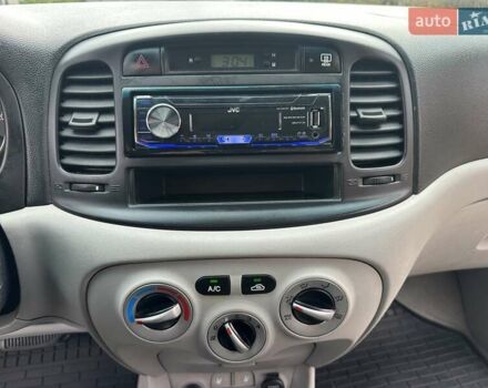 Синій Хендай Акцент, об'ємом двигуна 1.4 л та пробігом 201 тис. км за 5999 $, фото 63 на Automoto.ua