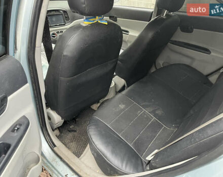 Синий Хендай Акцент, объемом двигателя 1.4 л и пробегом 250 тыс. км за 2000 $, фото 4 на Automoto.ua