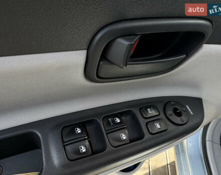 Синій Хендай Акцент, об'ємом двигуна 1.4 л та пробігом 56 тис. км за 7700 $, фото 12 на Automoto.ua