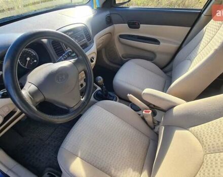 Синій Хендай Акцент, об'ємом двигуна 1.4 л та пробігом 269 тис. км за 4500 $, фото 11 на Automoto.ua