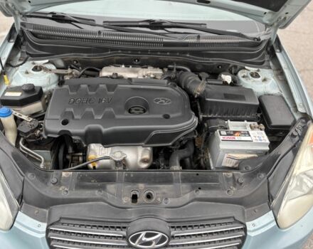 Синий Хендай Акцент, объемом двигателя 1.4 л и пробегом 170 тыс. км за 5300 $, фото 7 на Automoto.ua