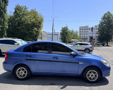 Синий Хендай Акцент, объемом двигателя 1.4 л и пробегом 212 тыс. км за 5500 $, фото 3 на Automoto.ua