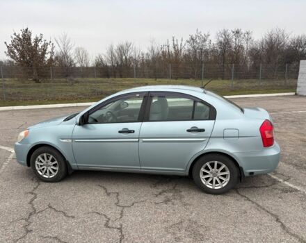 Синий Хендай Акцент, объемом двигателя 1.4 л и пробегом 170 тыс. км за 5300 $, фото 3 на Automoto.ua