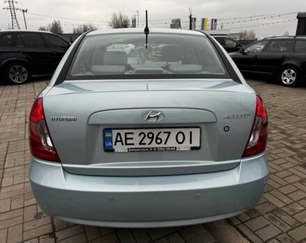 Синій Хендай Акцент, об'ємом двигуна 1.4 л та пробігом 192 тис. км за 4999 $, фото 5 на Automoto.ua