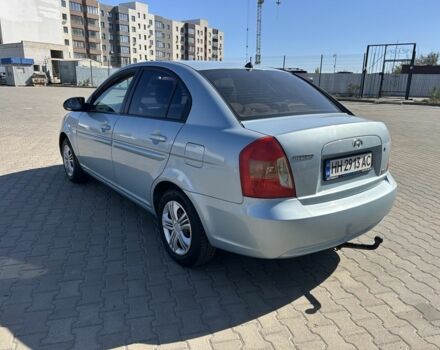 Синий Хендай Акцент, объемом двигателя 1.6 л и пробегом 205 тыс. км за 4700 $, фото 2 на Automoto.ua