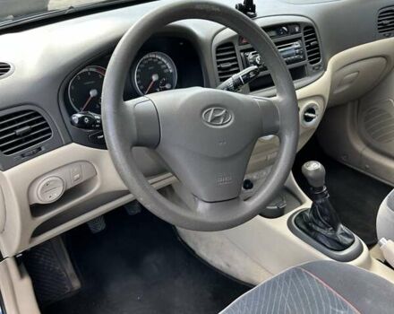 Синій Хендай Акцент, об'ємом двигуна 1.5 л та пробігом 178 тис. км за 6200 $, фото 4 на Automoto.ua