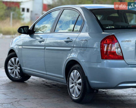 Синий Хендай Акцент, объемом двигателя 1.59 л и пробегом 181 тыс. км за 5600 $, фото 9 на Automoto.ua