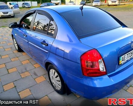 Синій Хендай Акцент, об'ємом двигуна 1.4 л та пробігом 200 тис. км за 4000 $, фото 3 на Automoto.ua
