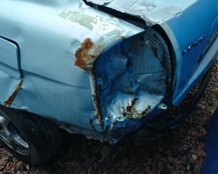 Синий Хендай Акцент, объемом двигателя 1.4 л и пробегом 113 тыс. км за 2400 $, фото 9 на Automoto.ua