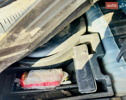 Синий Хендай Акцент, объемом двигателя 1.6 л и пробегом 335 тыс. км за 4000 $, фото 15 на Automoto.ua