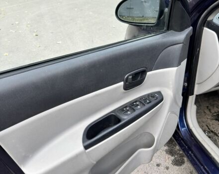 Синій Хендай Акцент, об'ємом двигуна 1.6 л та пробігом 159 тис. км за 4500 $, фото 6 на Automoto.ua