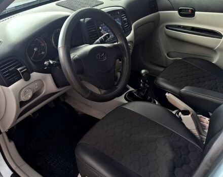 Синій Хендай Акцент, об'ємом двигуна 1.4 л та пробігом 163 тис. км за 4700 $, фото 6 на Automoto.ua