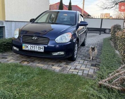 Синий Хендай Акцент, объемом двигателя 1.4 л и пробегом 130 тыс. км за 5000 $, фото 4 на Automoto.ua