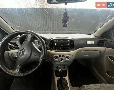 Синий Хендай Акцент, объемом двигателя 1.5 л и пробегом 304 тыс. км за 3650 $, фото 21 на Automoto.ua