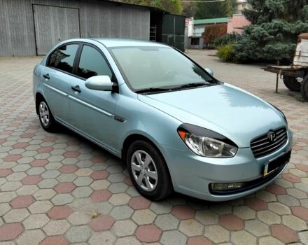 Синий Хендай Акцент, объемом двигателя 1.4 л и пробегом 102 тыс. км за 5200 $, фото 2 на Automoto.ua