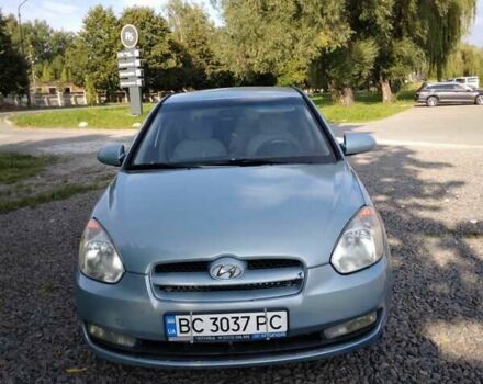 Синий Хендай Акцент, объемом двигателя 1.4 л и пробегом 195 тыс. км за 3500 $, фото 2 на Automoto.ua