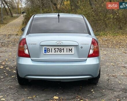 Синий Хендай Акцент, объемом двигателя 1.4 л и пробегом 212 тыс. км за 4500 $, фото 4 на Automoto.ua