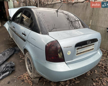 Синий Хендай Акцент, объемом двигателя 1.4 л и пробегом 250 тыс. км за 2000 $, фото 7 на Automoto.ua