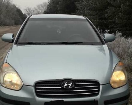 Синий Хендай Акцент, объемом двигателя 1.4 л и пробегом 247 тыс. км за 4500 $, фото 4 на Automoto.ua