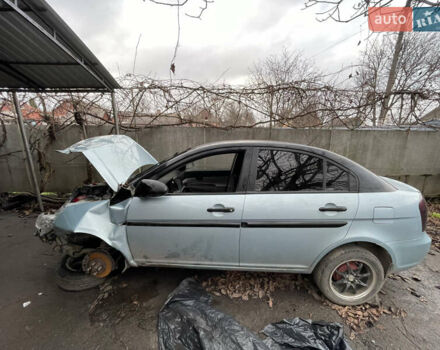 Синий Хендай Акцент, объемом двигателя 1.4 л и пробегом 250 тыс. км за 2000 $, фото 1 на Automoto.ua